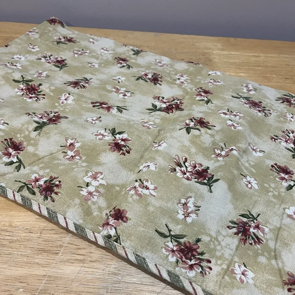 Waverly Fontanelle Floral and Stripe Valance‎ Green Rose on Gold 16x58